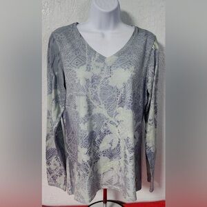 The North Face Gray and light green Floral Long Sleeve Top size LG